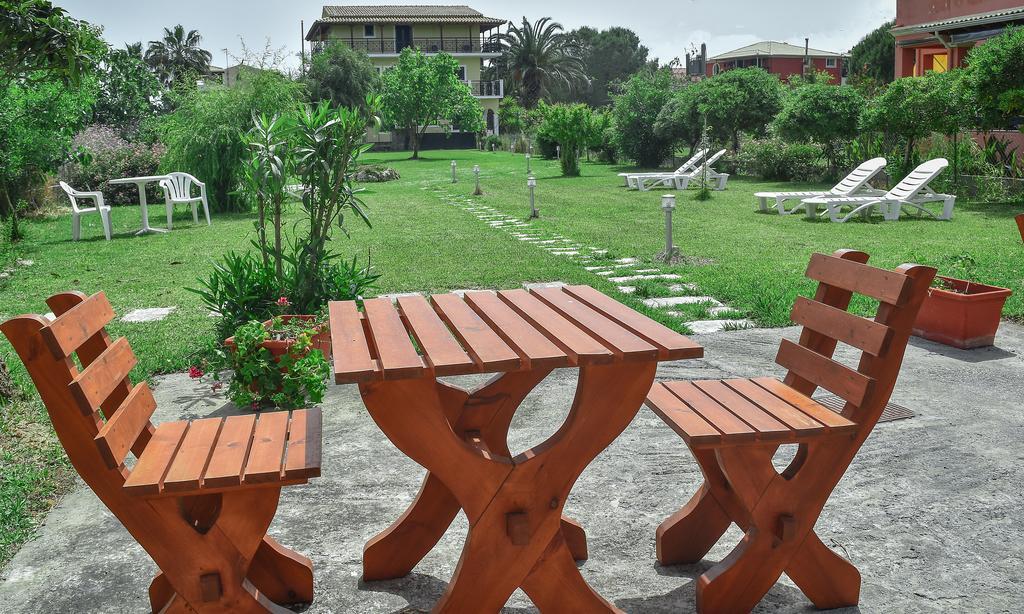 Mirsini Apartments Agios Georgios  Dış mekan fotoğraf