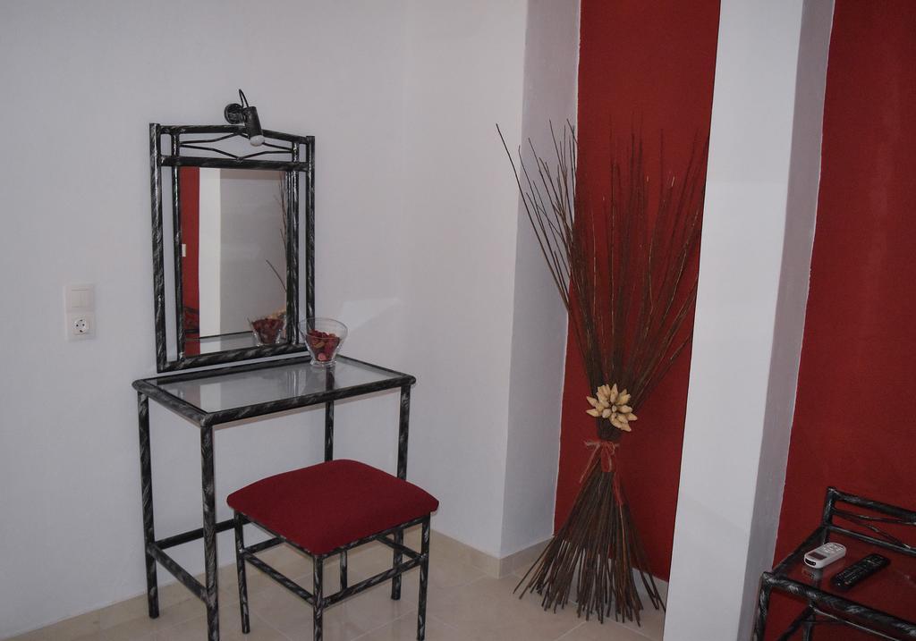 Mirsini Apartments Agios Georgios  Dış mekan fotoğraf