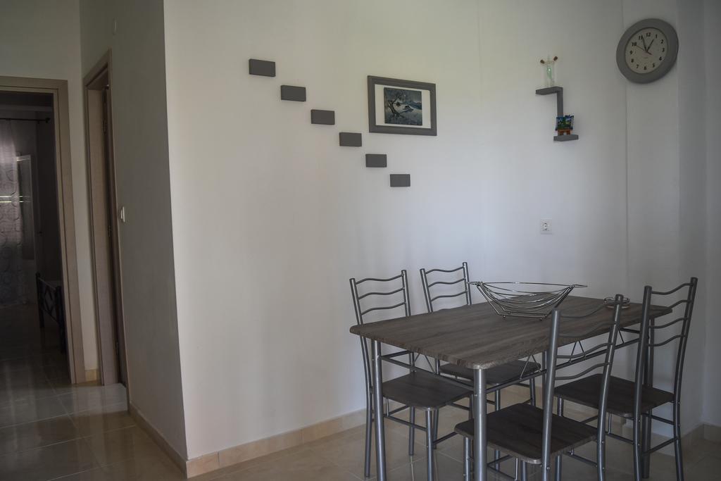 Mirsini Apartments Agios Georgios  Dış mekan fotoğraf