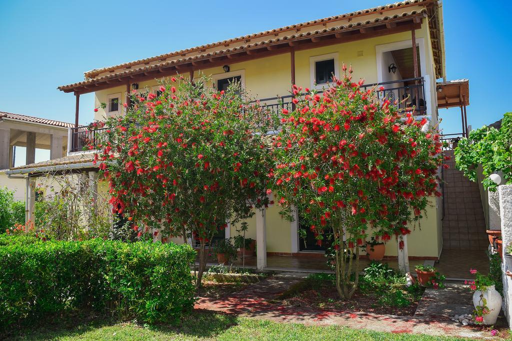 Mirsini Apartments Agios Georgios  Dış mekan fotoğraf